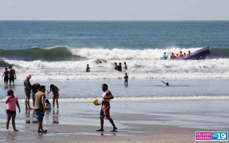 Pochomil trae a centenares de familias en épocas navideñas