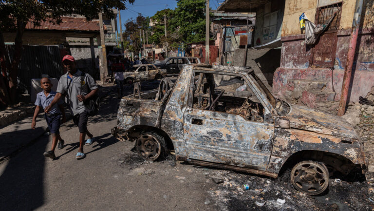 Unas 20 personas son asesinadas por banda armada en Haití