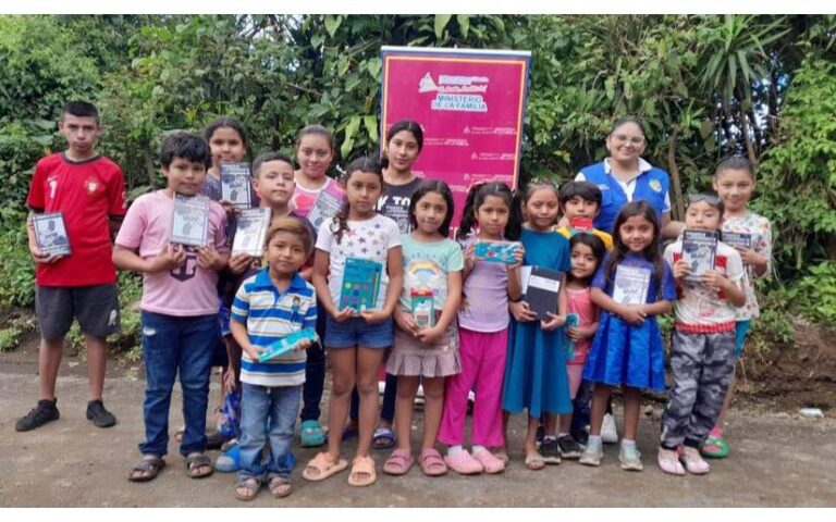 MIFAMILIA realiza jornada de actividades en favor de niñez, adultos mayores y prevención de violencia