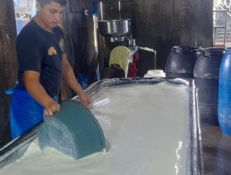 Marena promueve iniciativas sostenibles con visita a zoocriadero en San Juan del Sur, Rivas