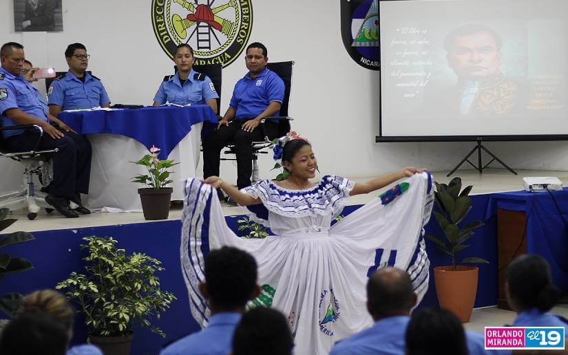 Conmemoración al 158 Aniversario de Rubén Darío.