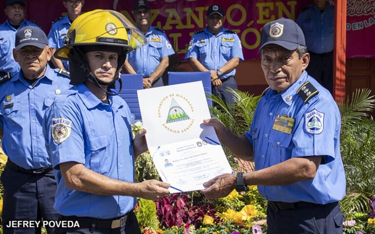 Culminan 208 funcionarios el II Curso Básico Policial