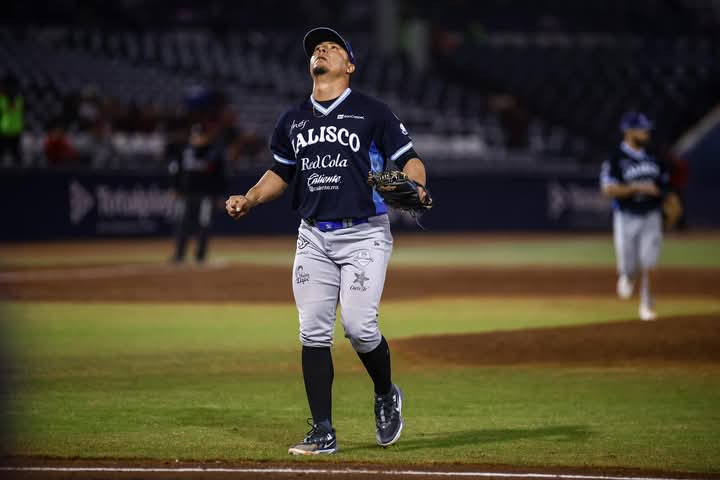 Ronald Medrano agigantó su figura