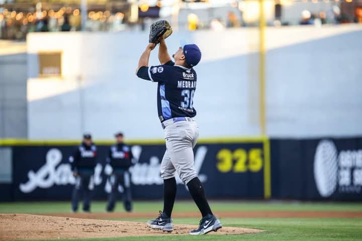 Medrano abre por los Charros en el juego seis de la final