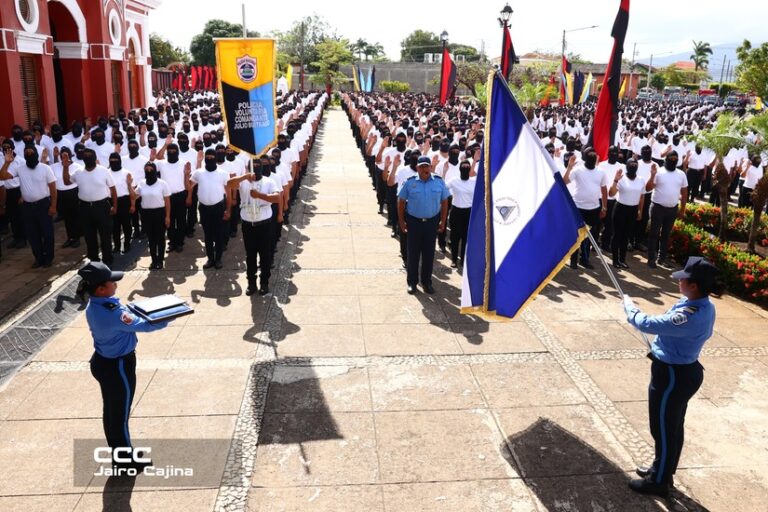 Policía Voluntaria de Granada es juramentada