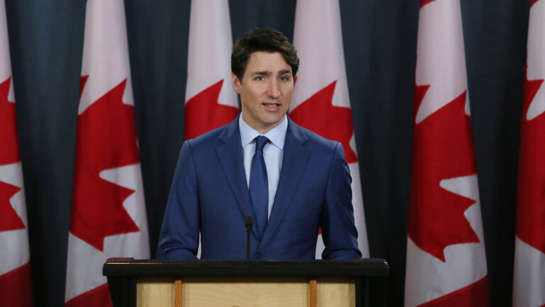 Justin Trudeauk renuncia como líder del Partido Liberal