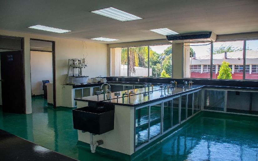 Inauguran Laboratorios de Fisicoquímica en UNAN-León