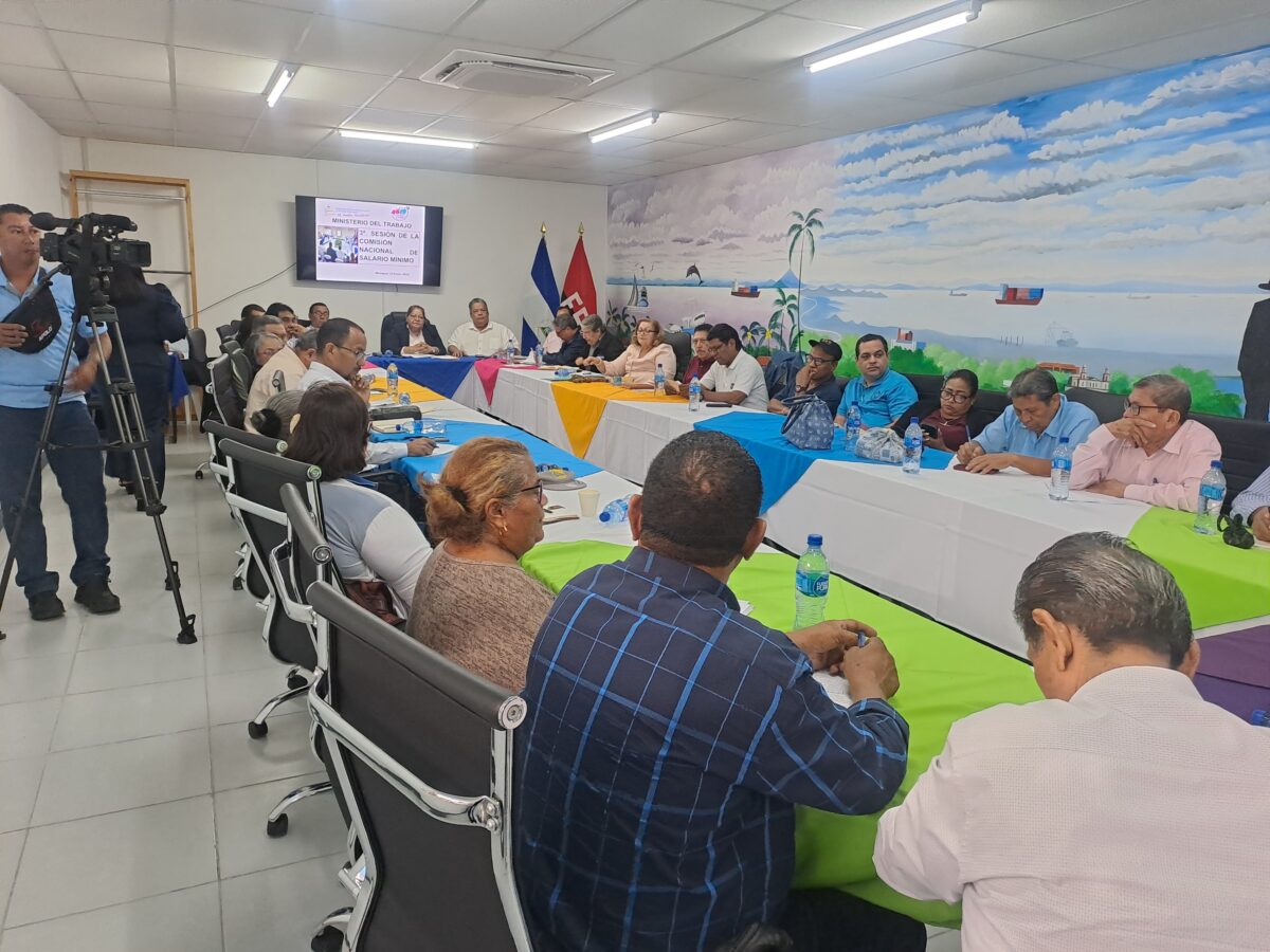 Se lleva a cabo tercera ronde de negociación del Salario Mínimo