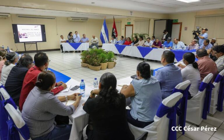 Se instala Mesa de Negociación del Salario Mínimo