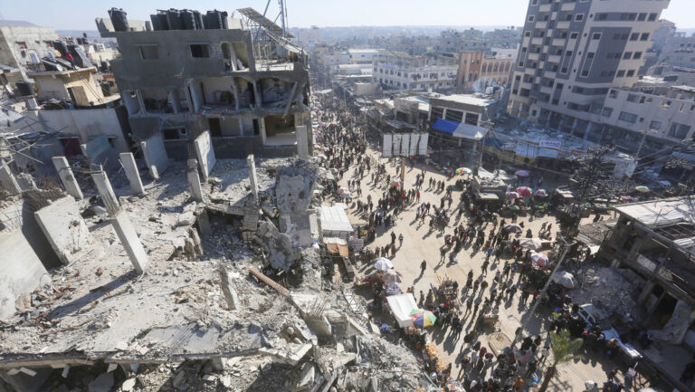 Segunda fase de alto al fuego incluye reconstrucción en Gaza