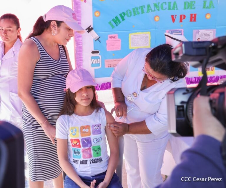 Vacunación masiva contra el VPH en los departamentos