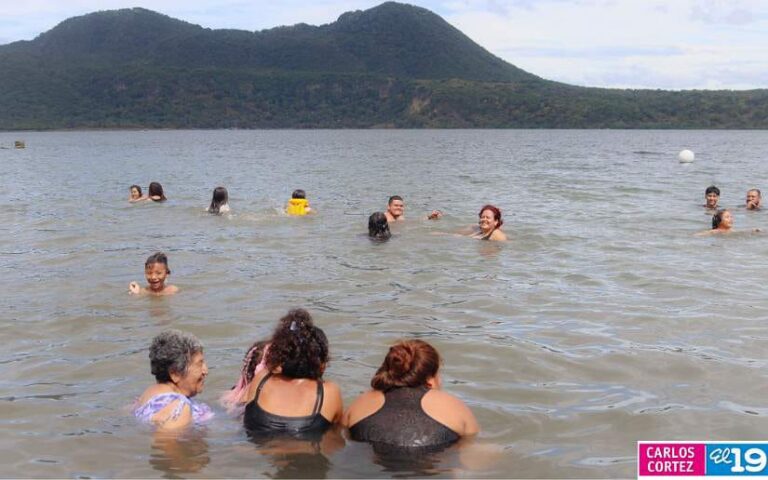Gran afluencia de turistas en Xilonem y Xiloá