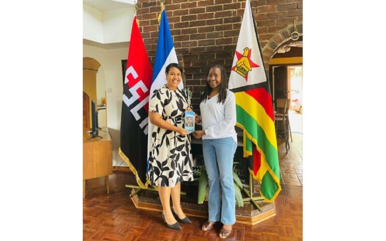 Conocen legado del Héroe Nacional y Poeta Rubén Darío en Zimbabue