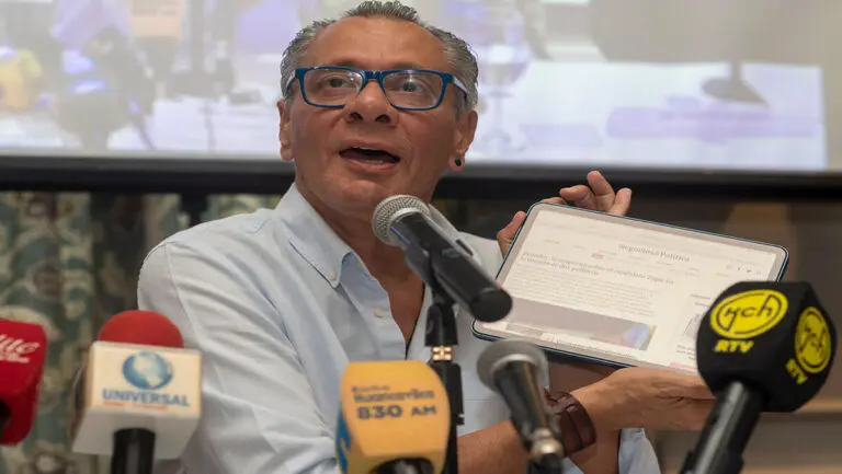 Regresan al exvicepresidente Jorge Glas a la cárcel La Roca