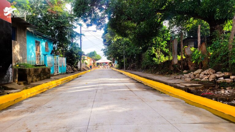 Entregan 3 nuevas calles en Nandaime