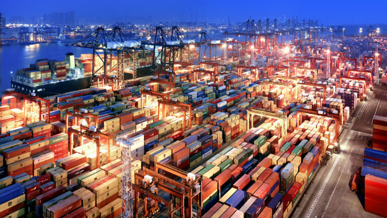 China trabaja con BRICS para garantizar crecimiento global