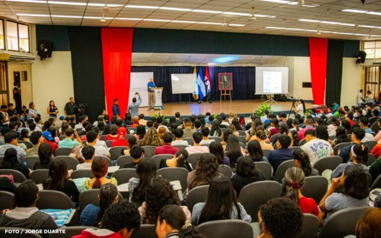 Conmemoran a Sandino con una conferencia magistral