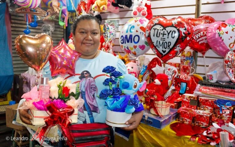 Puedes comprar tu regalo del 14 febrero en el Mercado Mayoreo