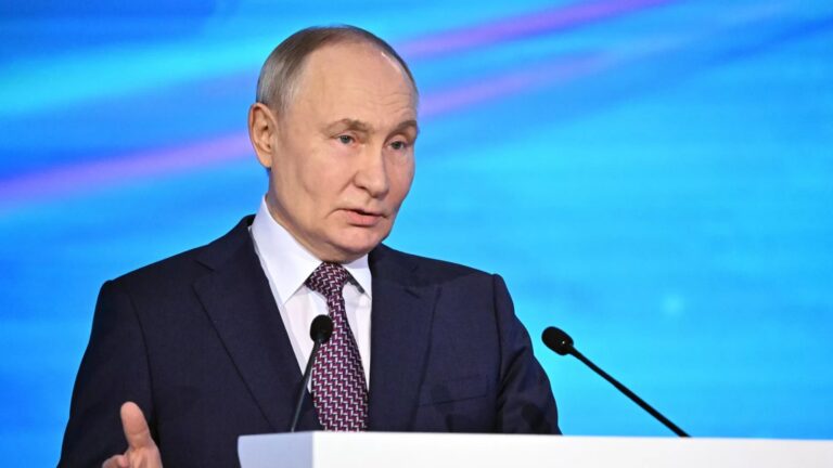 Rusia destaca que economía ha sido estimulada por situaciones externas