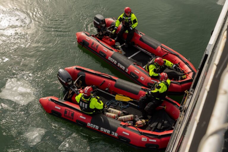 Finaliza recuperación de los cuerpos del accidente aéreo en EEUU