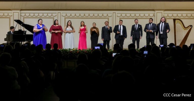 Fundación Incanto le canta al Amor y la Amistad