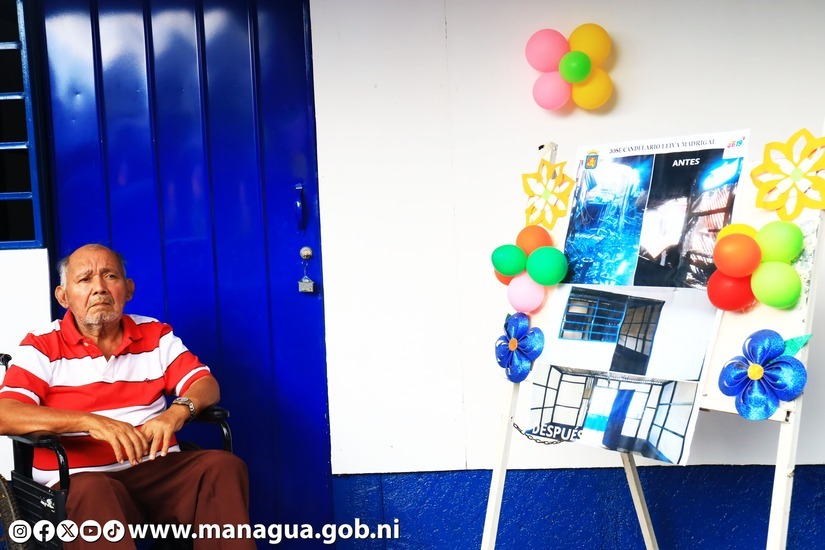 Gobierno le entrega una casa