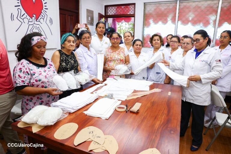 Inauguran II Fase de Taller para mujeres con cáncer