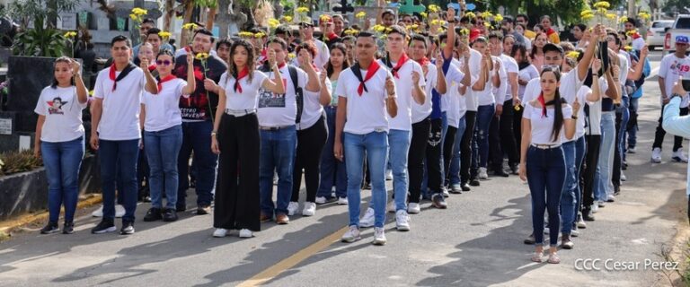 Rosario, destaca compromiso de la juventud con la paz y el desarrollo