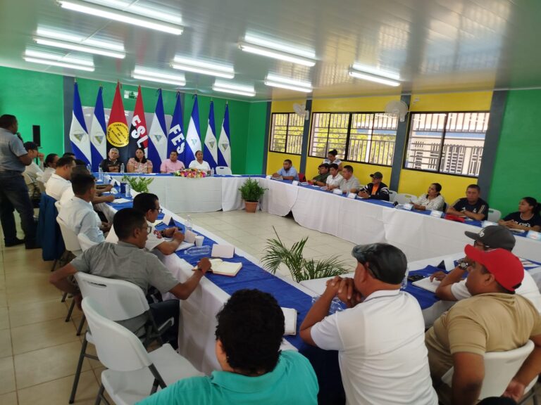 Mined desarrolla encuentro para fortalecer la Educación Física