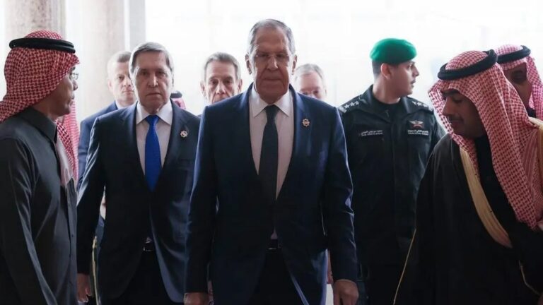 Lavrov presenta resultados de encuentro entre Rusia y EEUU