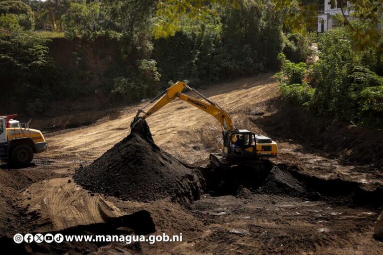 Realizan limpieza de micropresa en Villa Fontana Sur