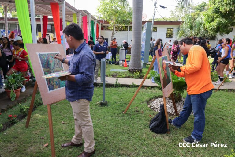 Universidades públicas inician Año Académico con 207 mil estudiantes