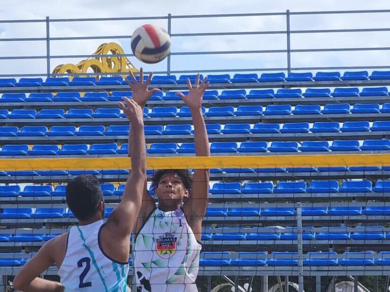 Inician cursos de Voleibol Playa en Managua
