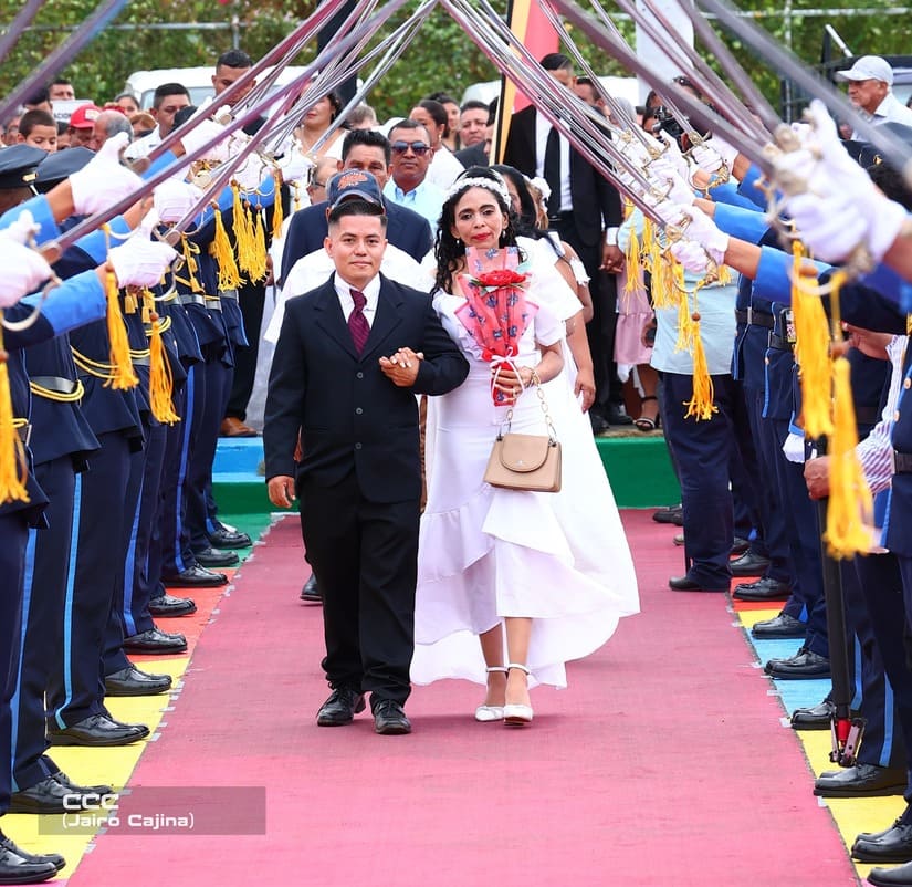 260 parejas formalizan su unión en el Evento Anual "Ya Tu Boda 2025"