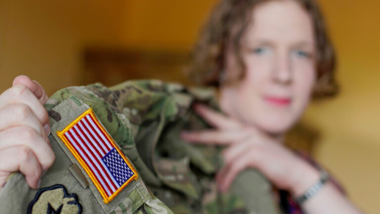 En 30 días, EEUU dará de baja a soldados trans