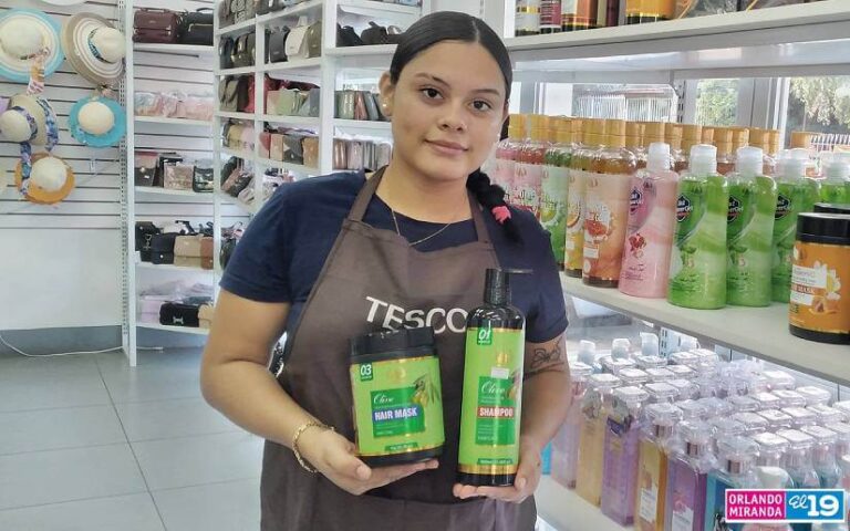 Variedad de artículos para obsequiar el Día del Amor y la Amistad