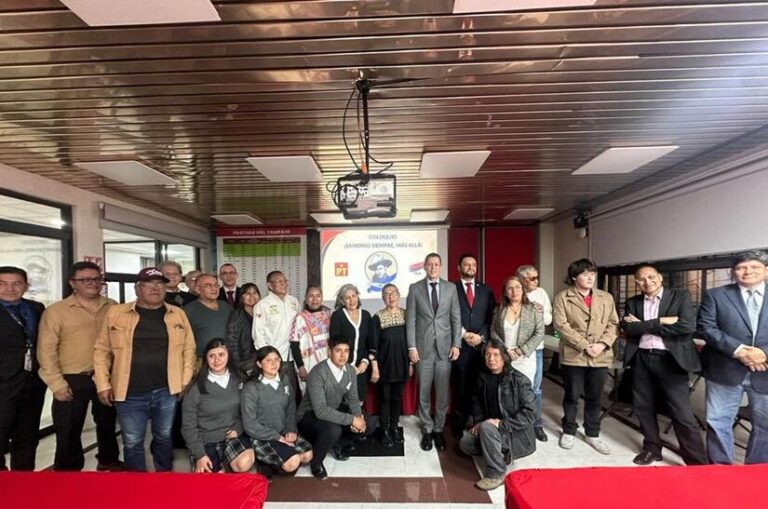 Realizan en México coloquio: Sandino ¡Siempre Más Allá!