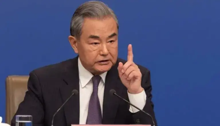 Canciller chino afirma que lazos con Latinoamérica se basan en cooperación mutua