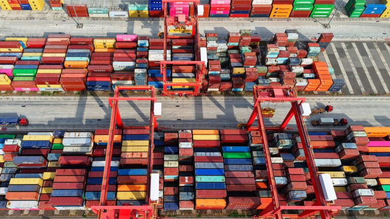 China Impone Nuevos Aranceles a Productos Canadienses en Respuesta a Medidas Comerciales de Ottawa