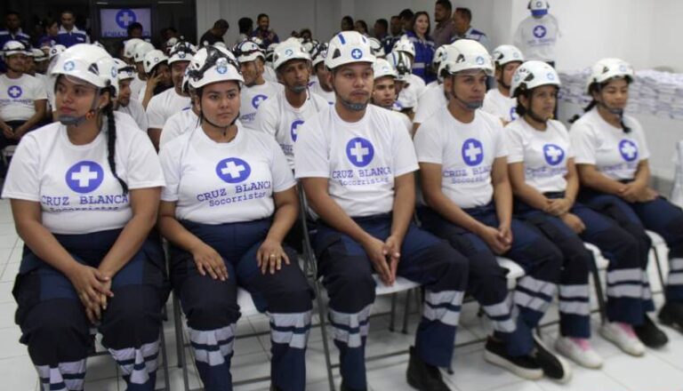 Cruz Blanca recibirá equipos de protección para su Plan Verano