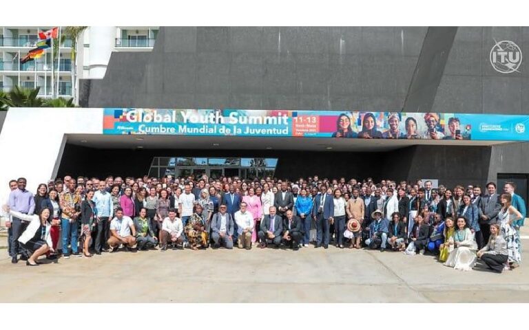 Delegación nicaragüense asiste a Cumbre Mundial de la Juventud UIT-2025