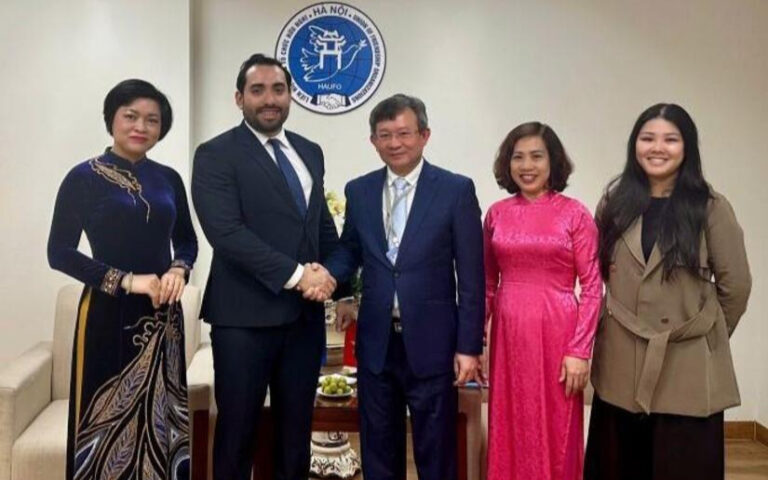 Comité Permanente de la Unión de Organizaciones de Amistad de Hanói en encuentro con Embajador de Nicaragua en Vietnam