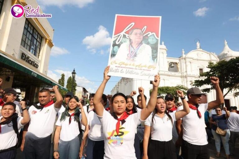 Reporte Fotográfico: Homenaje a la Compañera Gladys Báez en León y Chontales