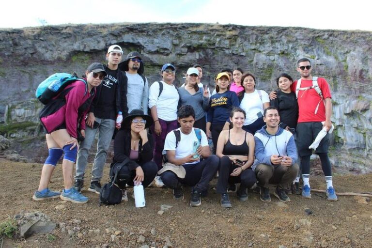 Jóvenes Ambientalistas promueven cuido del medio ambiente en Jornada de Senderismo en León