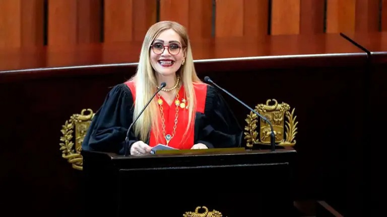 Juramentan a jueces de paz en Venezuela