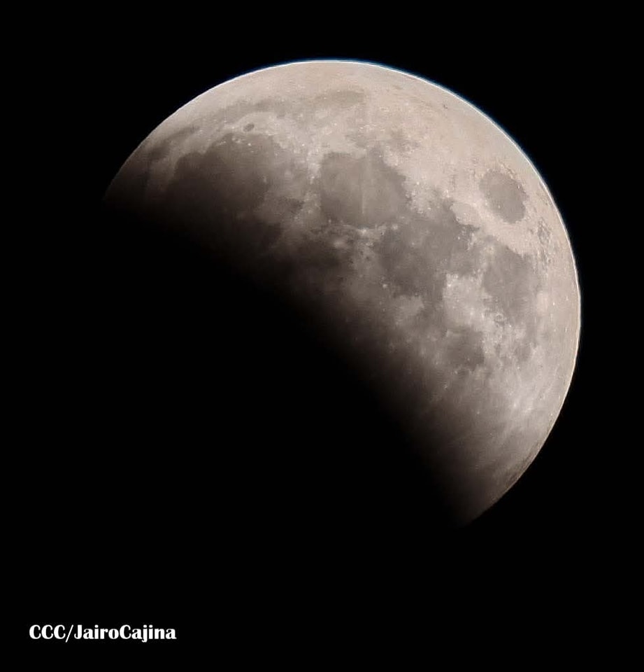 Nicaragua vive un espectáculo celestial con la impresionante Luna de Sangre