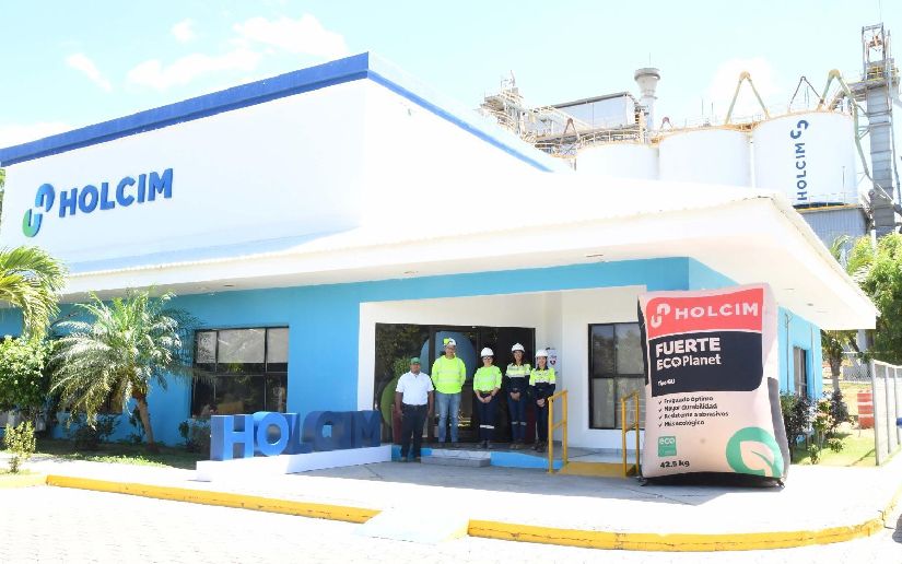Holcim recibe visita de seguimiento de servidores del Marena