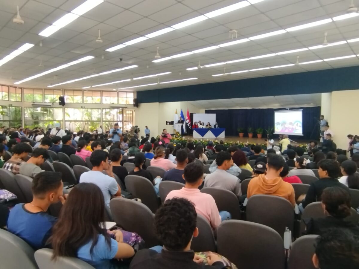 Ministra de Educación dicta lección inaugural en la UNCSM