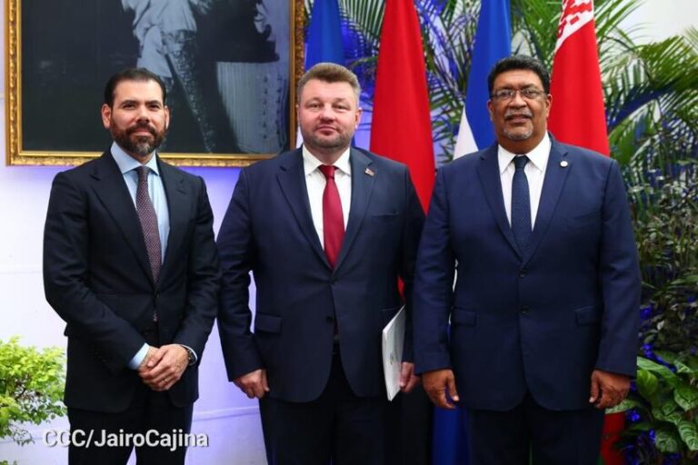 Nuevo Embajador de Belarús en Nicaragua: Compañero Vitaly Borchuk entrega cartas credenciales