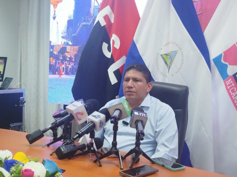 Puertos Comerciales reciben 17 buques internacionales